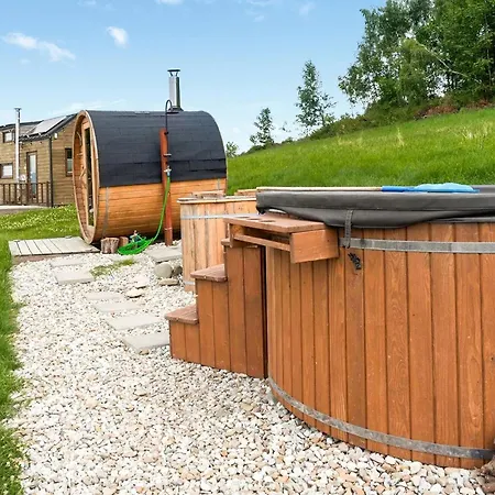 Lovely Home In Niedzwiedz With Sauna
